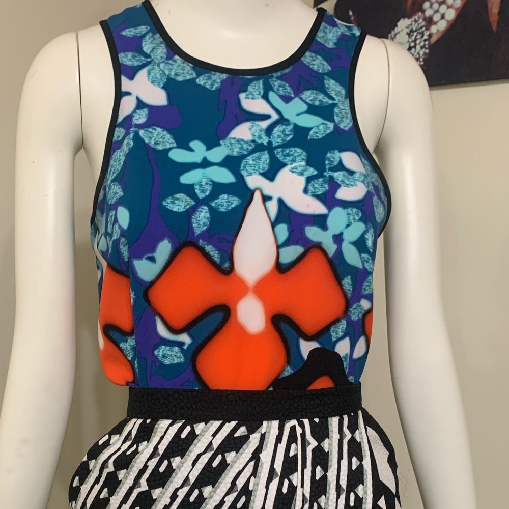 Beautiful top worn twice